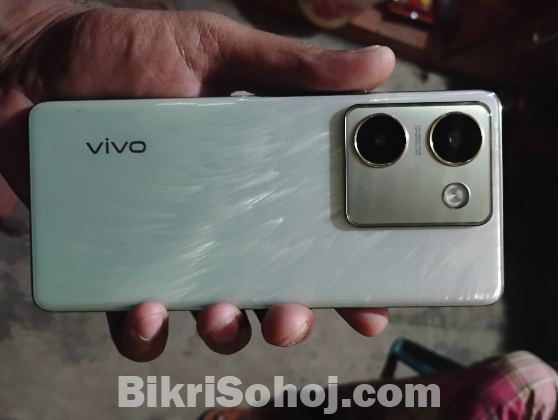 Vivi Y300 plus 5G
